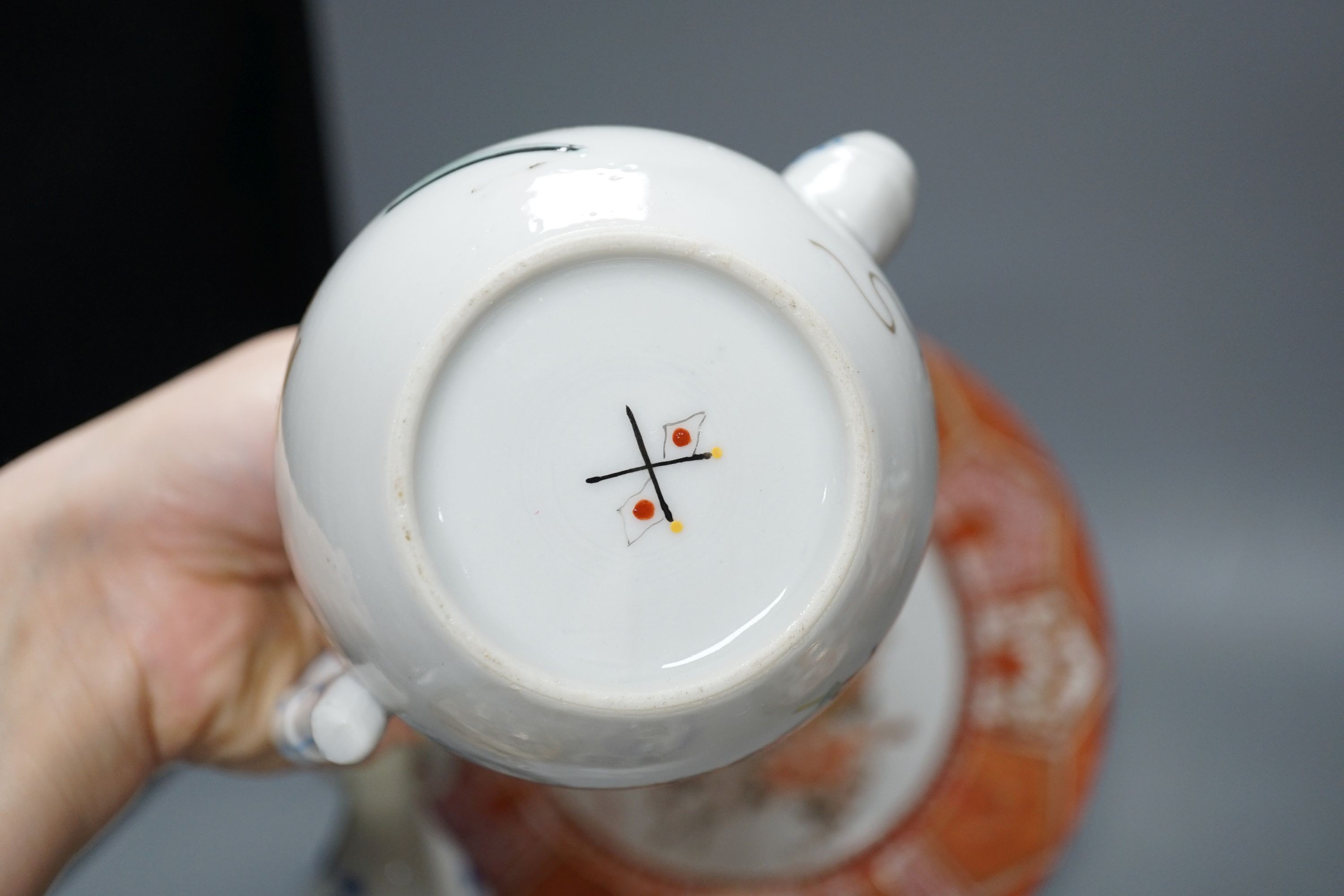 A group of Japanese ceramics 21cm